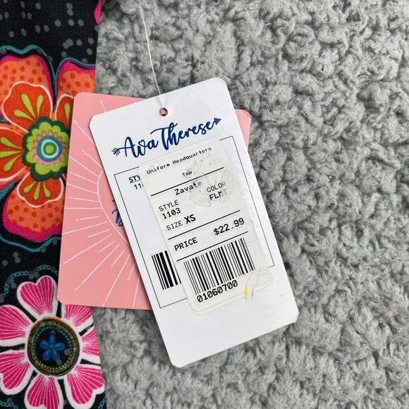 Ava Therese By Zavate Women's Scrub Top XS Colorful Floral Short Sleeve - Picture 4 of 8